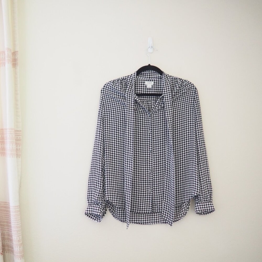 J. Crew Black White Houndstooth Long Sleeve Tie-Neck Button Down Blouse sz S - Picture 4 of 7